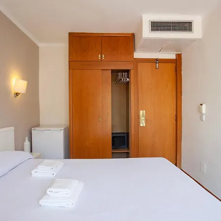 Guest house Residencia Sutimar Peguera