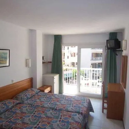 Residencia Sutimar Guest house