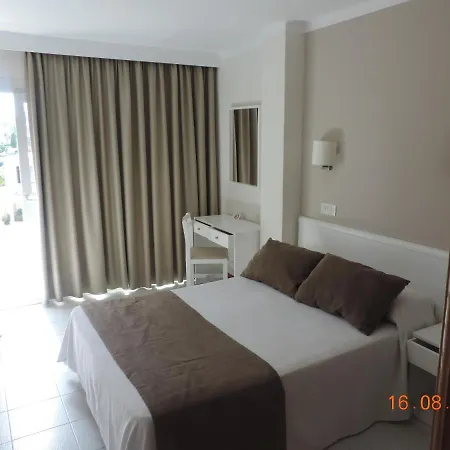 Residencia Sutimar Guest house 3*