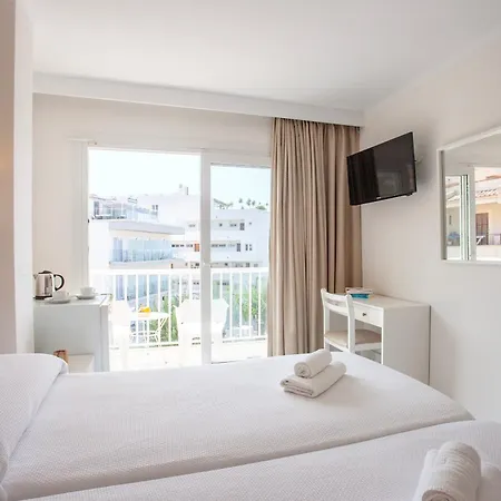 Residencia Sutimar 3* 파구에라
