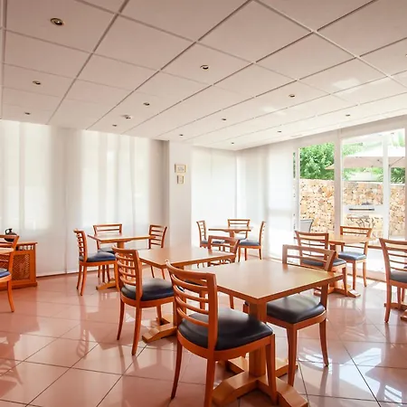 게스트하우스 Residencia Sutimar 3*